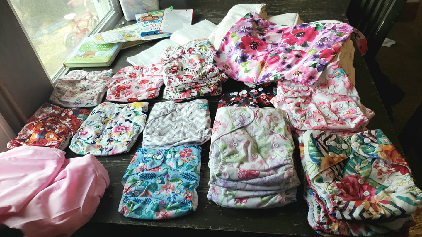 Cloth diapers don't have to break the bank, actually, they can help you save loads of money! Here's my guide to cloth diapering for beginners. 