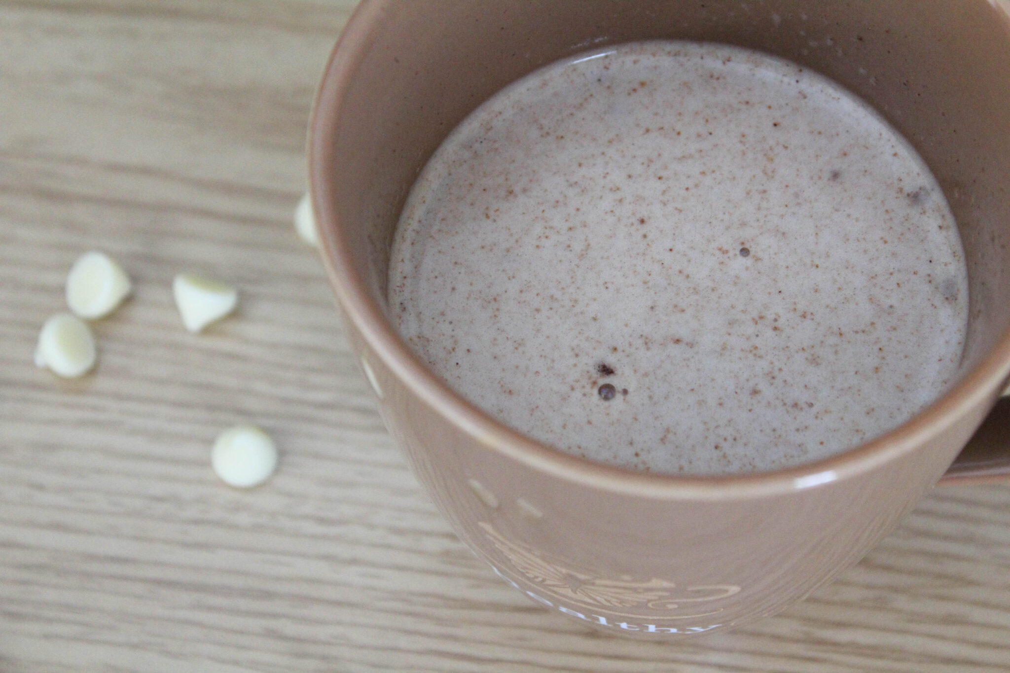 This White Chocolate Steamer is stupid-easy, delicious, and best of all? On plan! With only 4 ingredients, you can make a decadent, steaming drink!