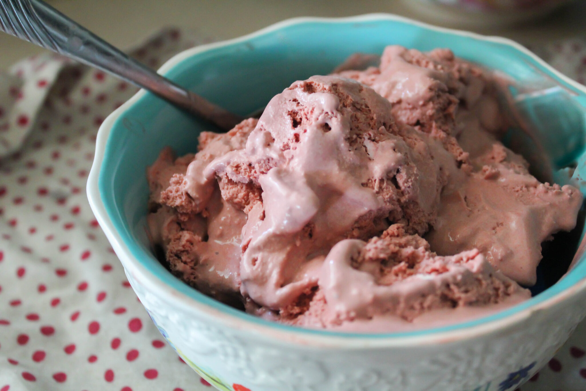 My red velvet ice cream is a decadent summer treat that won't hurt your waistline! It's a trim healthy mama s, keto, and sugar-free. 