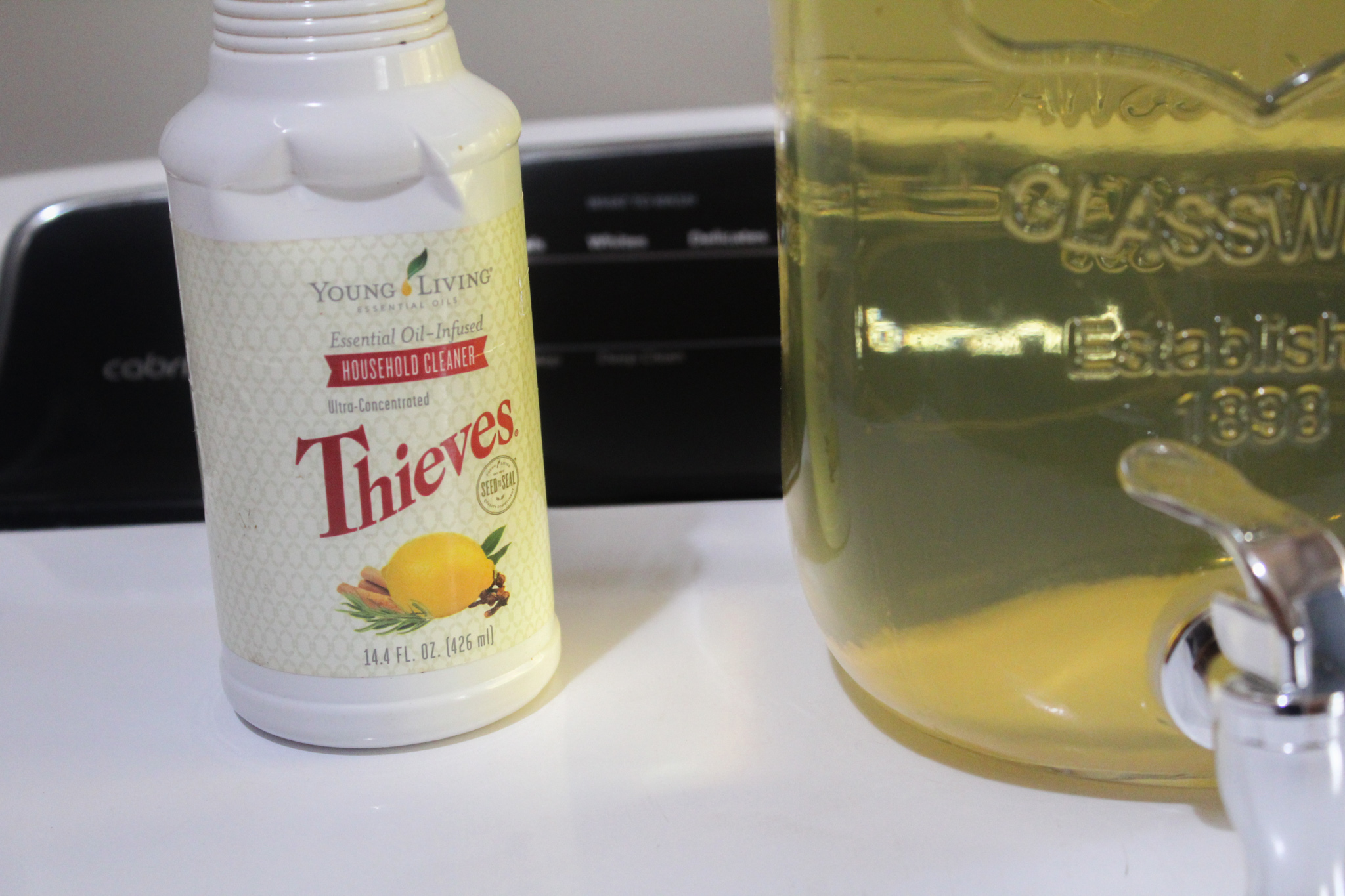 Want non-toxic laundry soap at a super low price? Check out this Thieves Laundry Soap Hack! It takes one bottle and turns it into one gallon! 